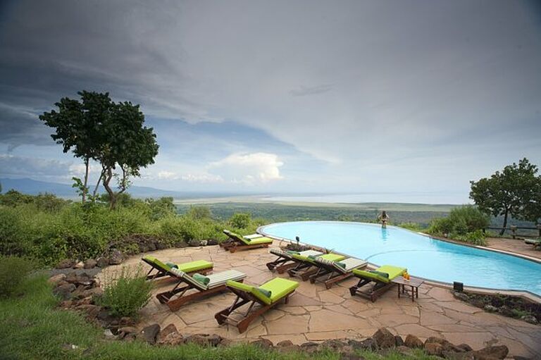  Tanzania Vacation-  https://habibi-world-travel-agency.com/- Habibi World Travel & Tour Africa