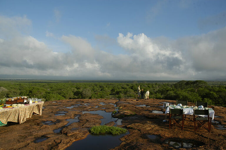  Kilimanjaro Safari Vacation - Habibi World Travel & Tour Africa