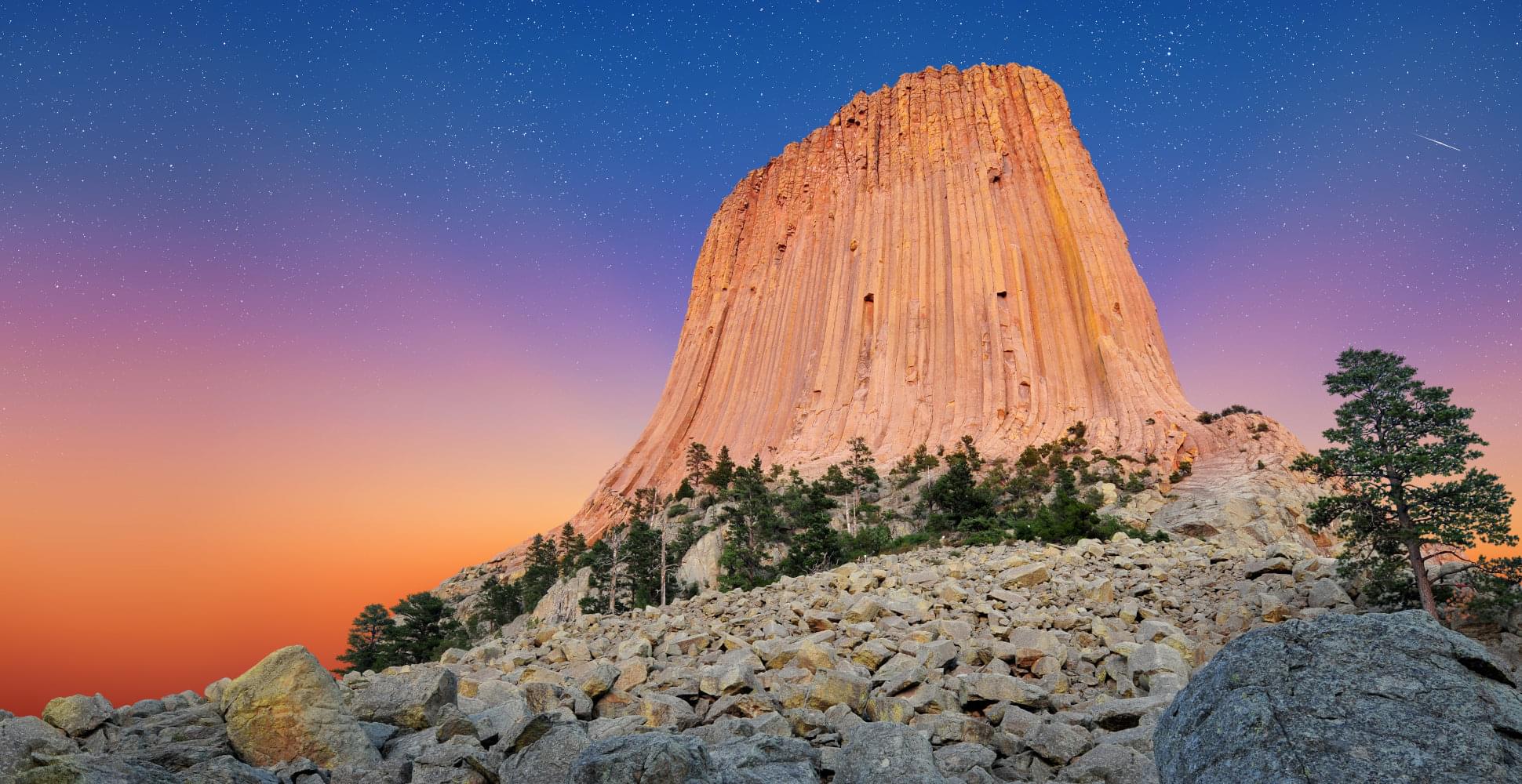 Grand_Slam_of_the_Rockies/02-devils-tower.jpg