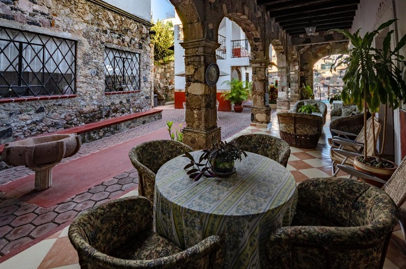 Taxco Villa San Francisco Hotel https://habibi-world-travel-agency.com/