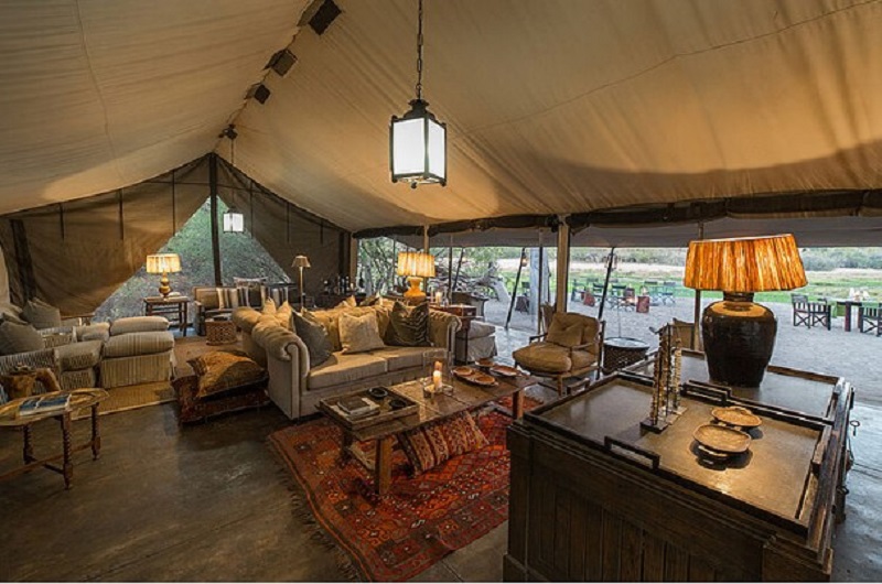 Botswana Family Superior Safari Safari https://habibi-world-travel-agency.com - Habibi World Travel & Tour Africa