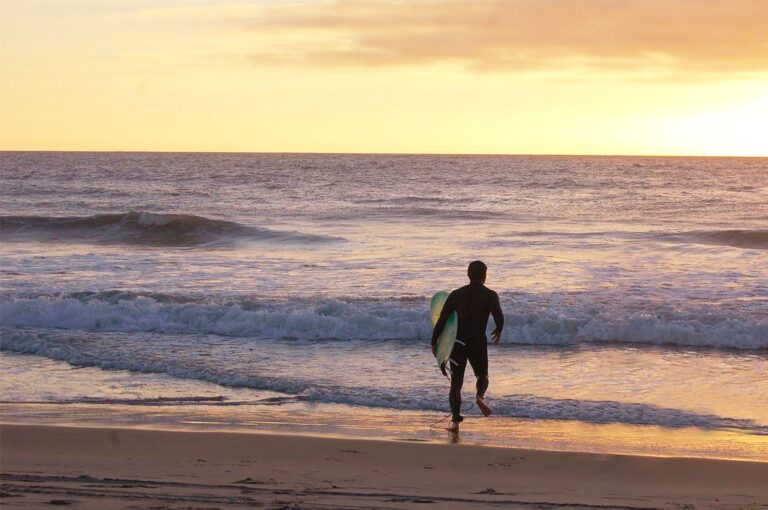 Surfing in Rio-Nexpa