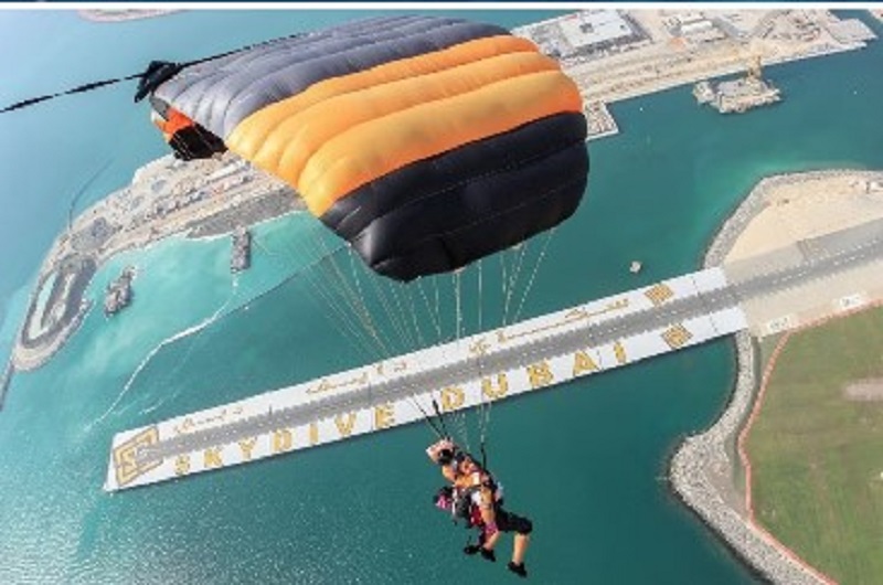 skydiving Dubai / Habibi World Travel & Tour